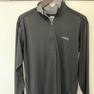 Men’s long sleeve pullover